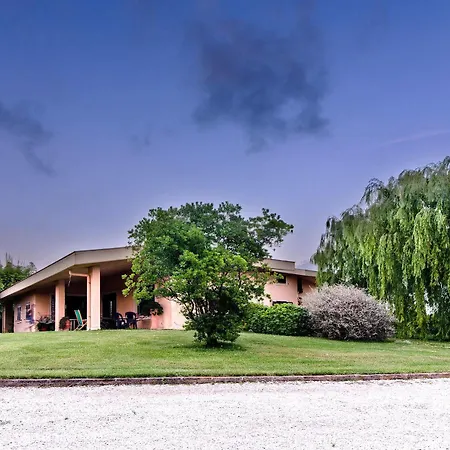 Millennium Nocleg ze śniadaniem 3*